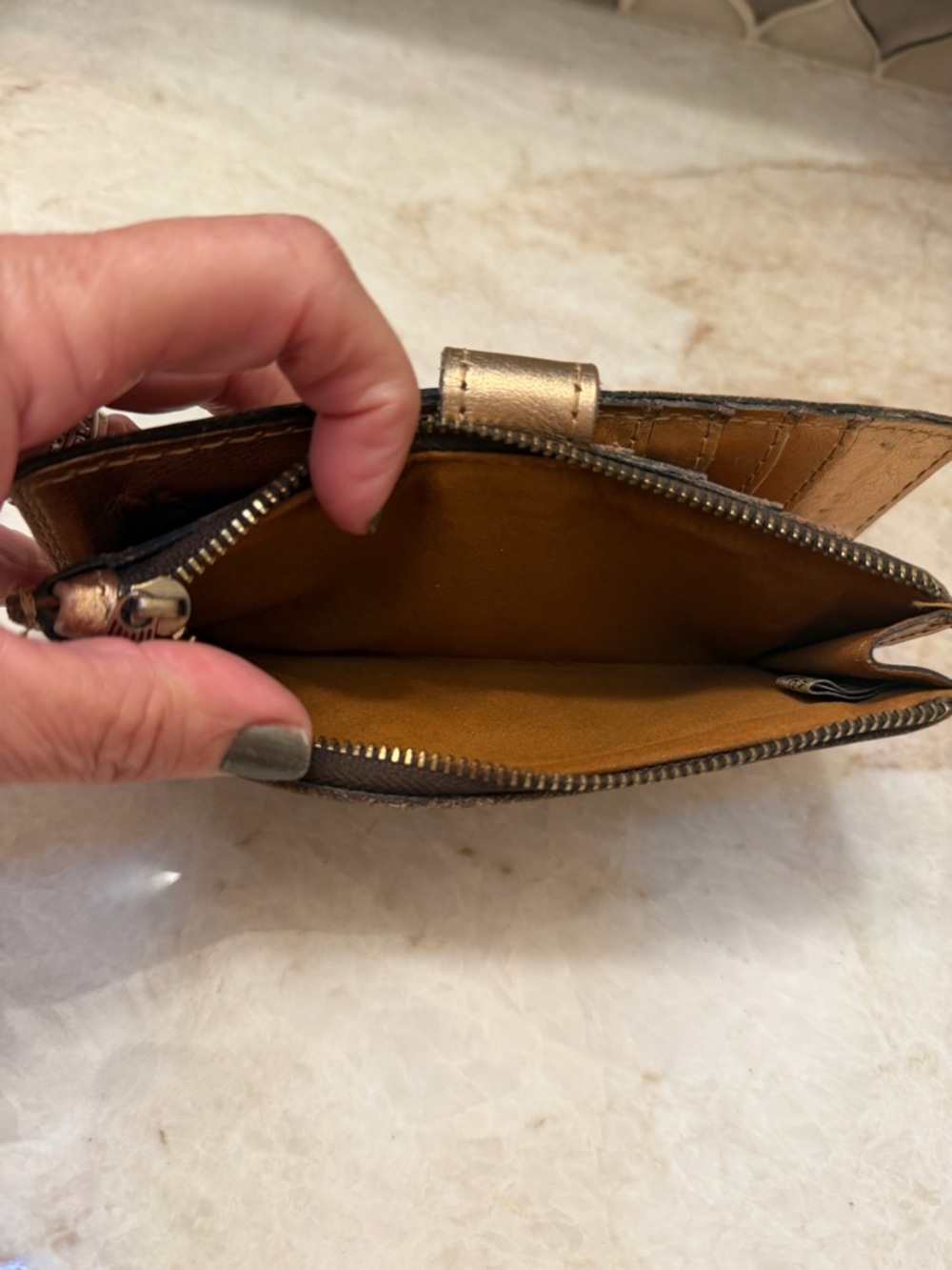 Patricia Nash slim metallic bifold
Wallet - Picture 9 of 10